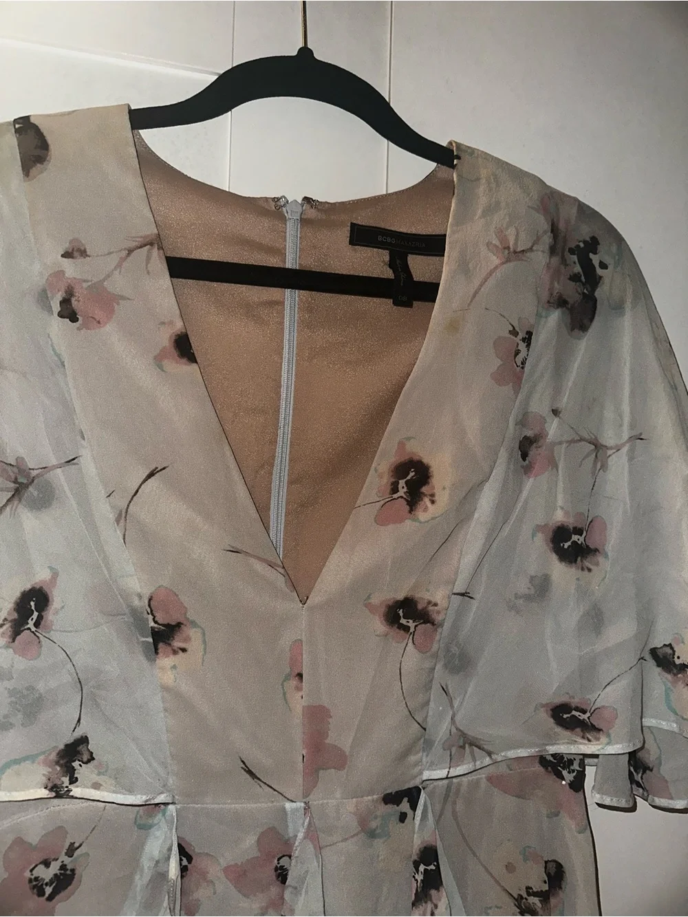 BCBG Maxazria Mabel Chiffon Dress 100% Silk Cape in Floral Pearl Blue $338MSRP